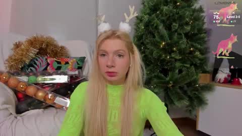 Snapshot of nautica_therapy chatting on December 2025 01:48:01 PM Nautica online show from December 2025 01:48:01 PM