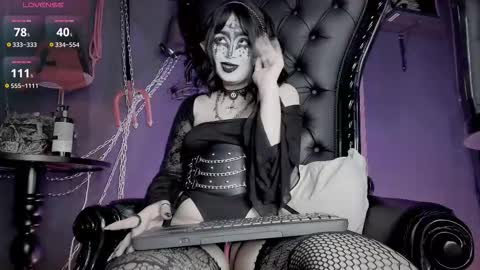 Snapshot of navier__ chatting on February 2026 01:28:01 AM Navier online show from February 2026 01:28:01 AM