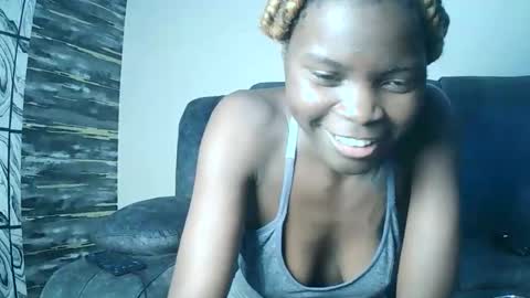 nayela_ online show from March 2026 06:05:02 PM