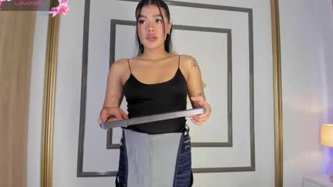 Snapshot of naylagrey chatting on May 2026 11:39:02 AM online show from May 2026 11:39:02 AM