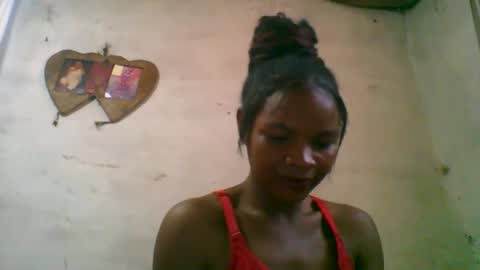 Snapshot of naylah313 chatting on February 2026 06:40:02 AM Nayla online show from February 2026 06:40:02 AM