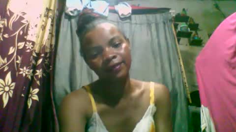 Snapshot of naylah313 chatting on February 2026 07:07:01 PM Nayla online show from February 2026 07:07:01 PM