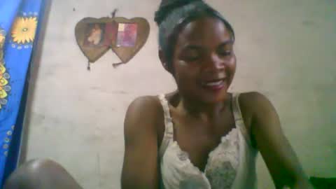 Snapshot of naylah313 chatting on February 2026 04:19:01 AM Nayla online show from February 2026 04:19:01 AM