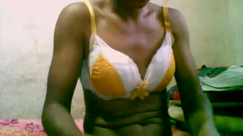 Snapshot of naylah313 chatting on February 2026 06:33:02 AM Nayla online show from February 2026 06:33:02 AM