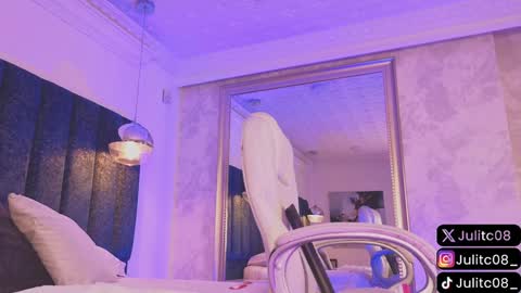 Juli  online show from January 2025 02:26:01 PM