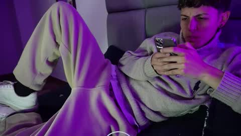 Im Nayton online show from January 2026 03:21:02 AM