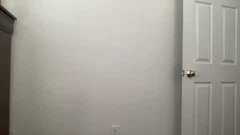 Snapshot of ncj2113 chatting on April 2026 05:07:01 PM ncj2113 online show from April 2026 05:07:01 PM