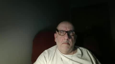 Snapshot of needlesslove chatting on March 2026 12:12:01 AM Tom online show from March 2026 12:12:01 AM