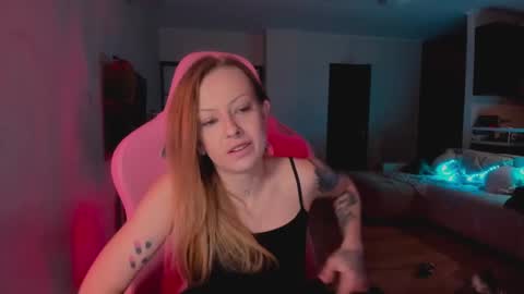 m a r i a online show from February 2025 09:59:02 PM