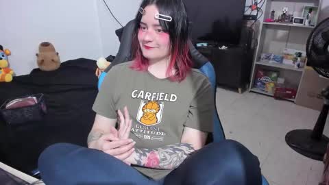 Geek Nicole    im Neeko UwU online show from February 2026 01:59:01 PM