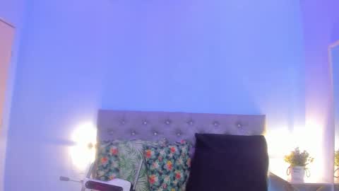 Snapshot of neferet_opal chatting on November 2025 10:57:02 PM neferet_opal online show from November 2025 10:57:02 PM