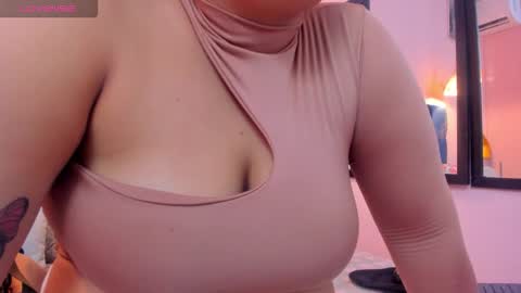 neferet_opal online show from February 2026 12:21:01 AM