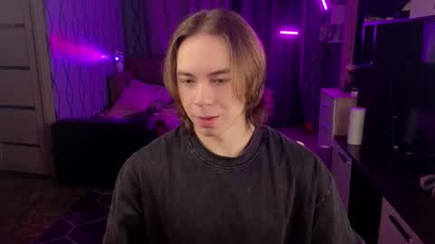 Negan online show from November 2025 12:32:01 AM