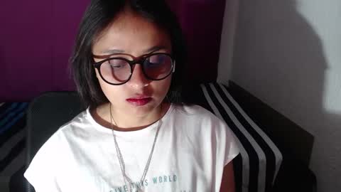 Zoe online show from September 2025 10:42:01 PM
