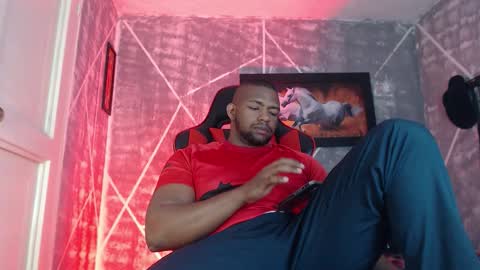 negritomeloso_k18 online show from October 2025 02:45:02 AM