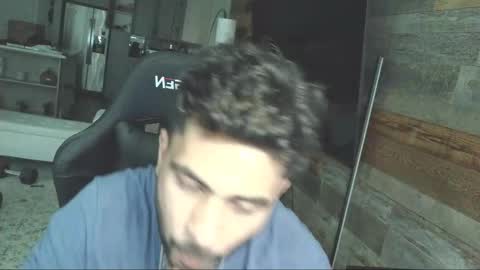 Snapshot of neilsing chatting on January 2026 05:29:02 PM neil online show from January 2026 05:29:02 PM