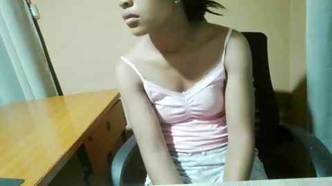 nelia_84 online show from May 2026 11:57:01 PM