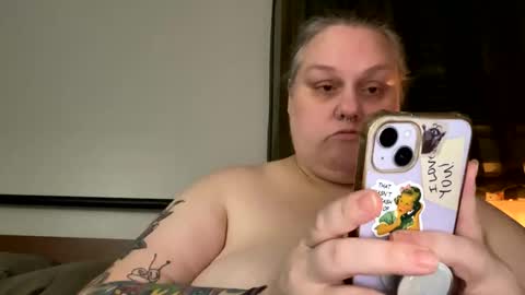 Nellie Atlas online show from November 2025 02:25:01 AM