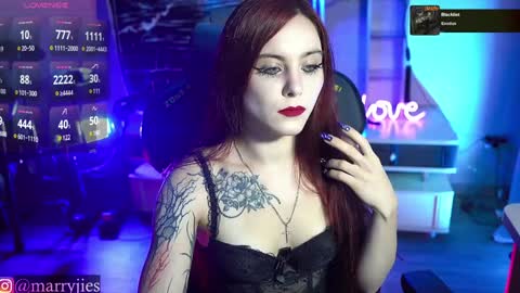 Snapshot of nelle_ chatting on December 2024 09:56:01 AM    online show from December 2024 09:56:01 AM