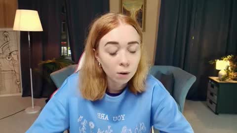 Nelli online show from November 2025 07:45:02 PM