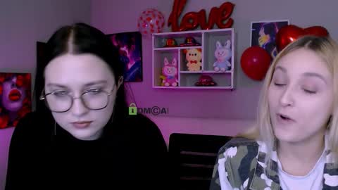 Snapshot of nellyfae chatting on February 2026 12:23:02 PM nellyfae online show from February 2026 12:23:02 PM