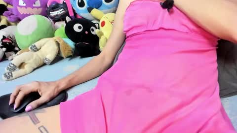 Snapshot of neneriko666 chatting on February 2025 12:05:01 AM Ariana Unicorn Pics Videos click Show More online show from February 2025 12:05:01 AM