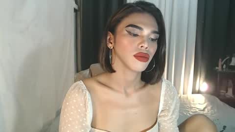 neomi online show from February 2026 07:08:02 PM