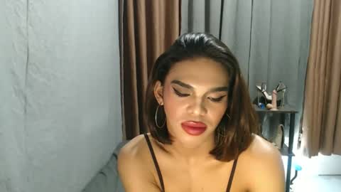 neomi online show from April 2026 07:07:02 PM