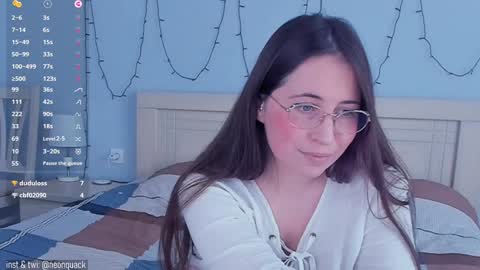 Snapshot of neonquack chatting on January 2025 12:45:02 PM Riley online show from January 2025 12:45:02 PM