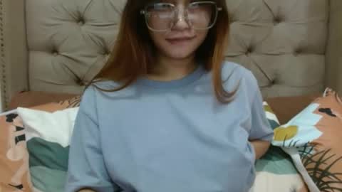 Snapshot of nerdysweetpinay chatting on September 2025 01:28:02 AM nerdysweetpinay online show from September 2025 01:28:02 AM