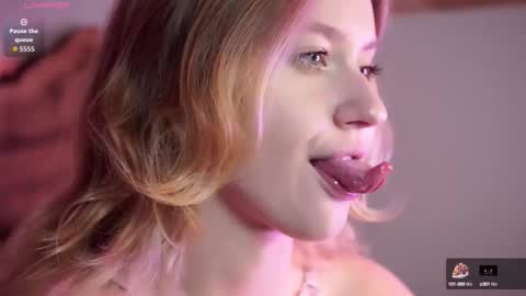 Snapshot of nerissa_xo chatting on October 2025 08:08:02 PM Nerissa online show from October 2025 08:08:02 PM