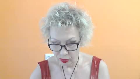 NessyJenixs online show from May 2026 01:53:01 PM