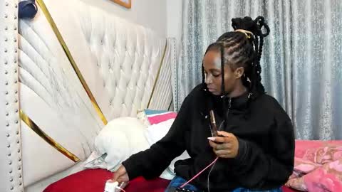 netfux_and_chill online show from February 2026 05:05:01 AM