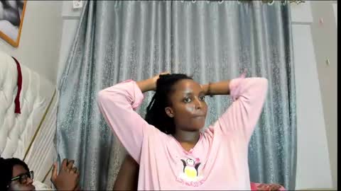 netfux_and_chill online show from May 2026 07:32:01 PM