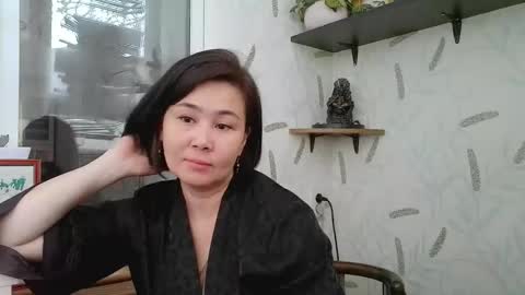 Nettie Allie online show from December 2025 09:04:02 AM