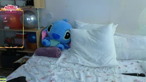 Snapshot of nevergiveup_1 chatting on April 2026 08:31:01 AM never give up online show from April 2026 08:31:01 AM