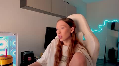 Mina online show from March 2026 07:14:02 AM