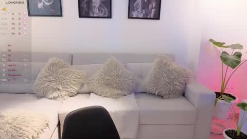 Snapshot of neythan__blaze chatting on November 2025 08:54:01 PM online show from November 2025 08:54:01 PM