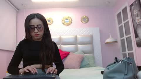 Snapshot of nezzukoo chatting on May 2026 07:09:02 PM nezzukoo online show from May 2026 07:09:02 PM