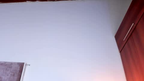 Snapshot of nia_bunny chatting on May 2026 11:49:02 AM Nia online show from May 2026 11:49:02 AM