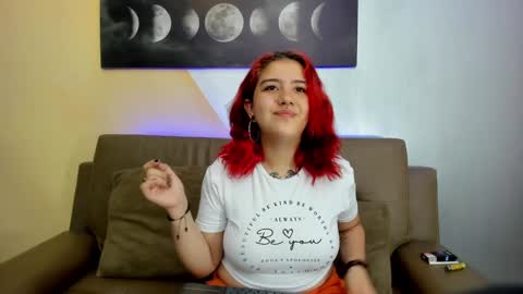 Estefani  online show from January 2025 11:41:02 AM