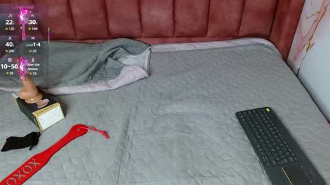 nia_thompsom online show from April 2026 01:55:02 PM