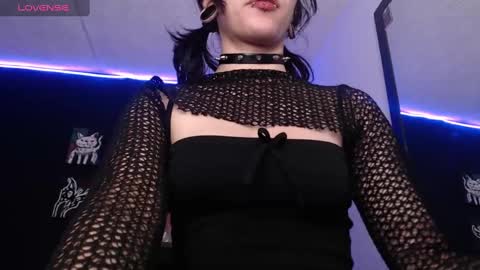 Snapshot of niakat_ chatting on December 2024 04:23:02 AM niakat online show from December 2024 04:23:02 AM