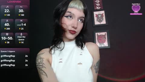 Snapshot of niakat_ chatting on January 2025 04:22:02 AM niakat online show from January 2025 04:22:02 AM