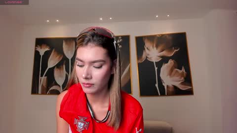Snapshot of niasalvatore chatting on June 2026 07:30:02 PM Call me Nia online show from June 2026 07:30:02 PM