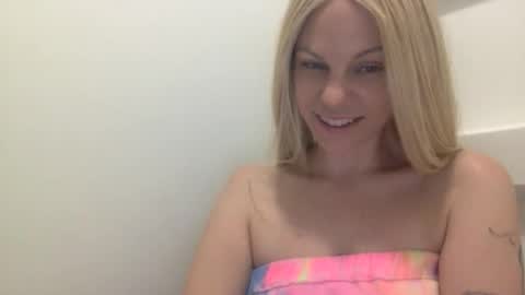 Amber online show from February 2026 04:55:02 AM