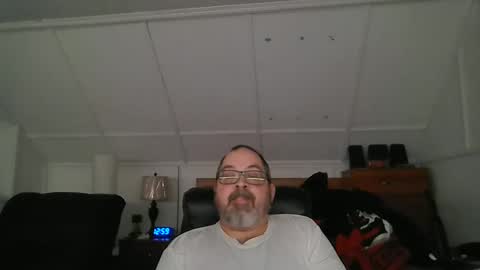 Snapshot of niceguy7208 chatting on December 2024 05:58:02 AM niceguy7208 online show from December 2024 05:58:02 AM