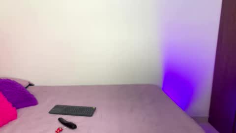 Snapshot of nicejuli19 chatting on November 2025 12:32:02 AM Julieta online show from November 2025 12:32:02 AM