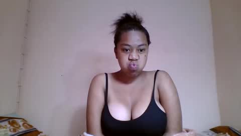 nicelly01 online show from May 2026 05:01:02 AM