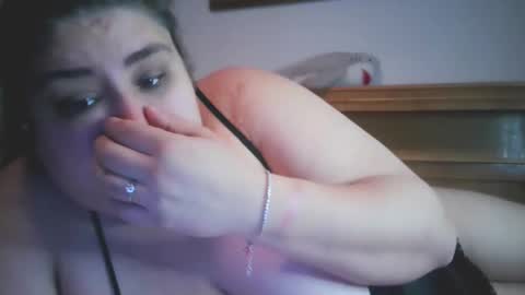 Nicholle online show from January 2025 01:16:02 AM